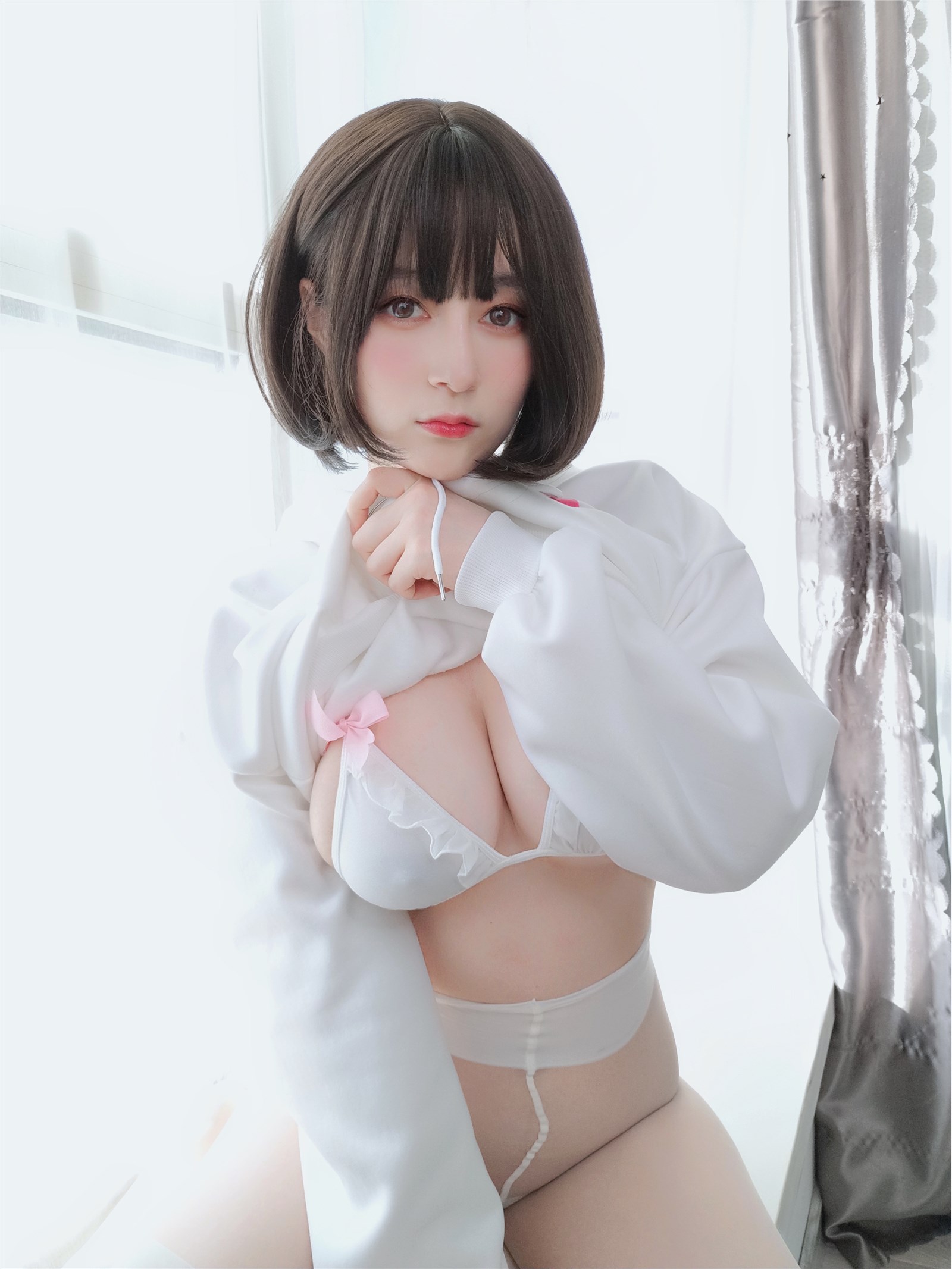 Silver 81 NO.095 April 2022 Fantia 【 20220426 】 Sister's Cute Chest(7)